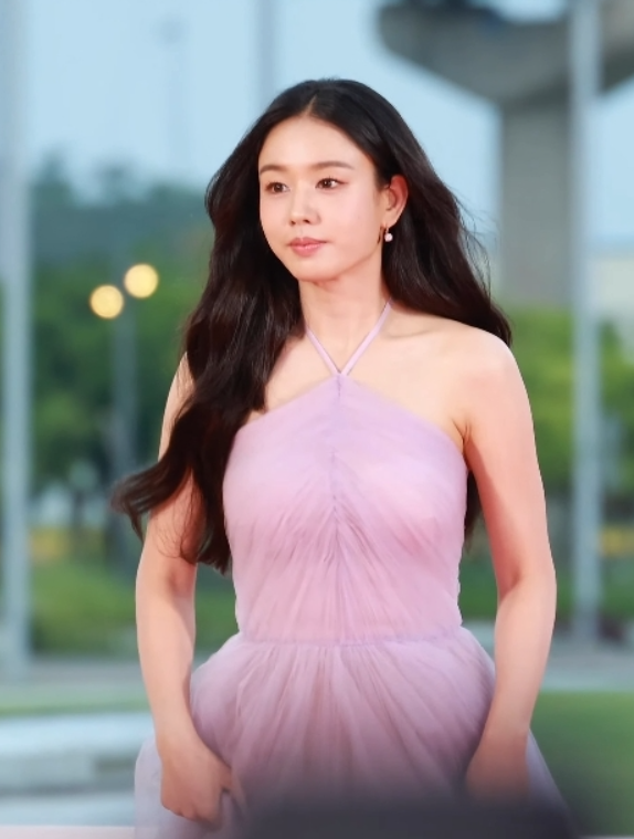 '한예종 황금학번' 배우 안은진 프로필 총정리 | 나이 키 열애설 출연작 인스타 MBTI 까지