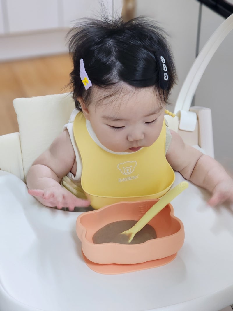 실리콘 이유식용기 아기흡착식판 모윰 이유식기 후기