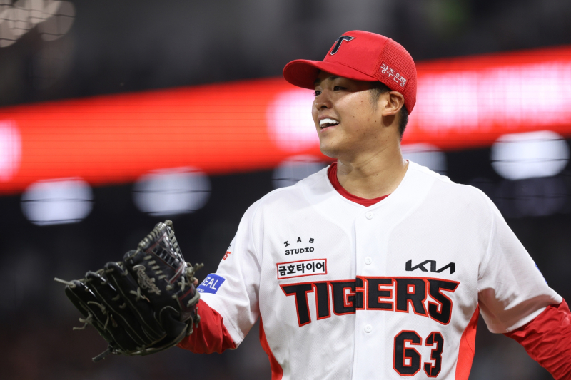 "남 주기엔 아깝다?" KIA 아시아 쿼터, 시라카와 재계약 필요한 이유!