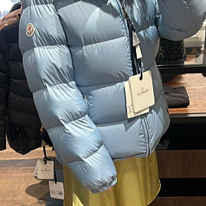 여주프리미어아울렛 꿀팁 몽클레르 르셉템버 프라다 우영미 cp컴퍼니