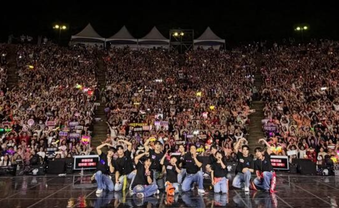 2AM 이창민, 발라드 맏형에서 트로트 신인까지 새로운 도전! 전주서 터진 함성 "일당 백 분위....