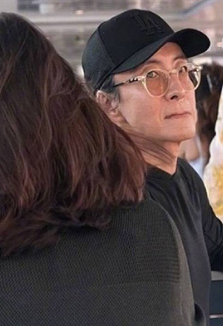 알고 보니 하와이 골프장 옆 14세 소녀는 '괴물 장타자'였다… 백발 배용준 포착