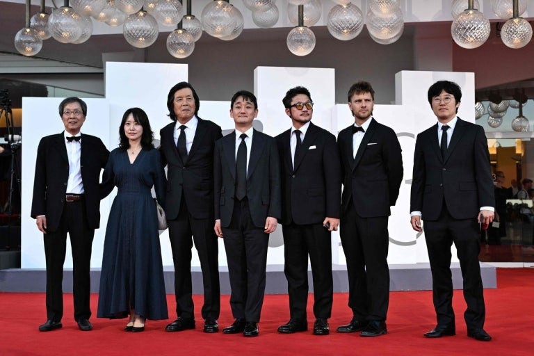 이창동 ‘가능한 사랑’ 한국영화 최초 베니스 심사위원대상｜은사자상 의미·전도연 설경....