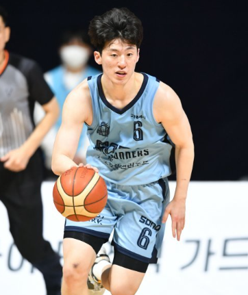 [이정현 프로필] 'KBL MVP' 고양 소노, 일본전 버저비터로 100점 완성, 플레이 스타일 총정리