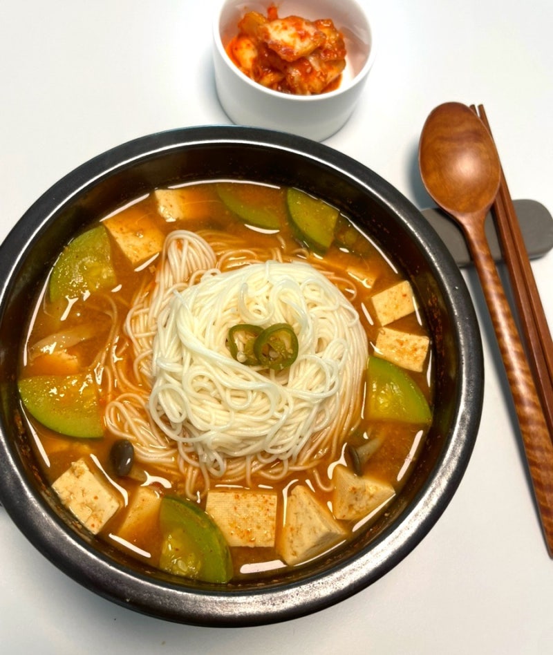 된장찌개 레시피 소면 넣어 된장국수 만드는법 고깃집 레시피