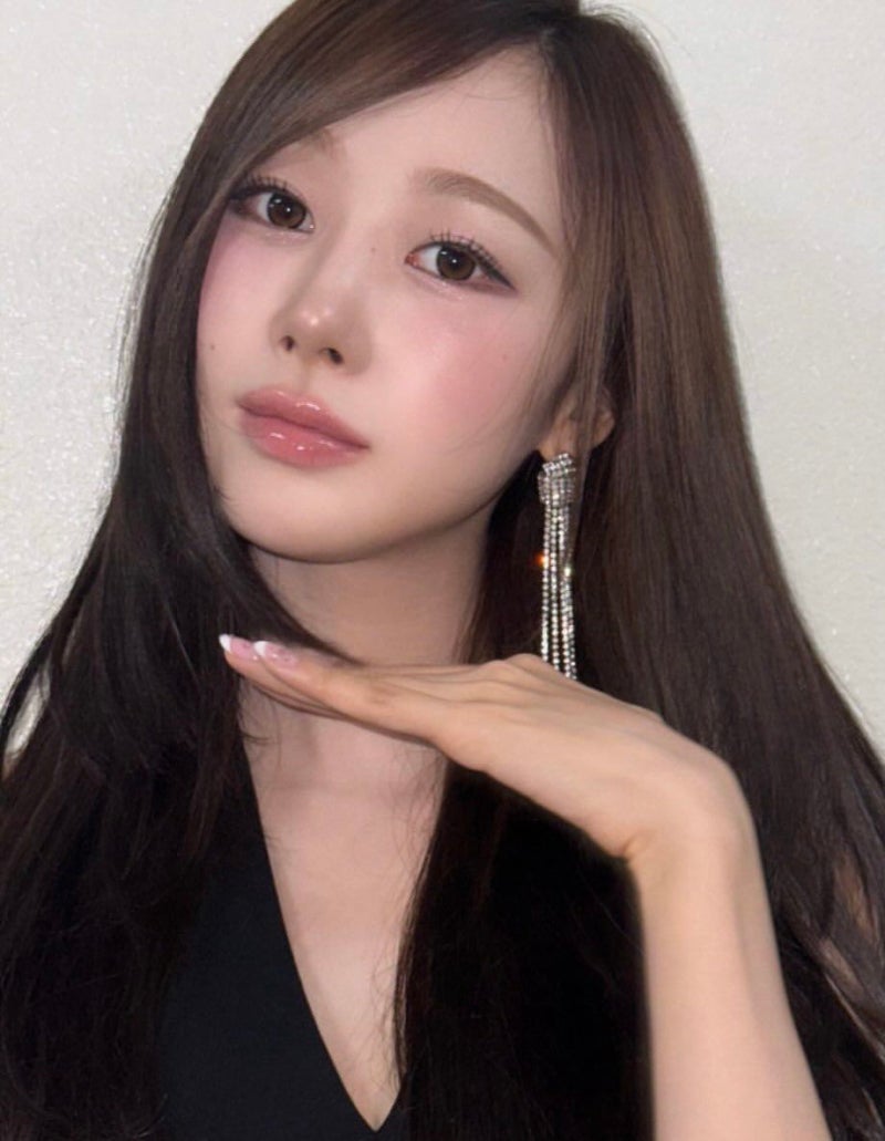 Sharing Information on aespa Giselle's Kitsch Makeup