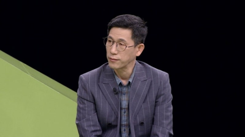 진중권 직격 “李 몰락 속도 너무 가파르다…尹 때와 판박이 불길한 징조”