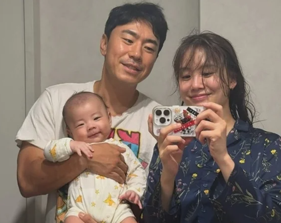 "누가 봐도 이시언 아들!" 이시언♥서지승, 생후 4개월 붕어빵 아들 최초 공개에 터진 반응 (....