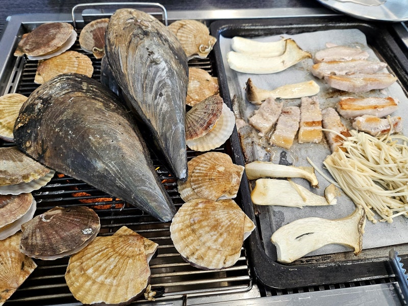 대천 조개창고 조개구이 무한리필 가리비부터 고기까지 가성비 최고