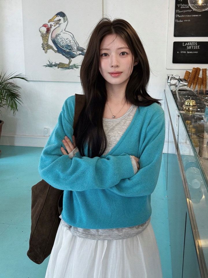 슬로우앤드 포트 딥브이넥 니트 실물 착샷 사이즈 팁 알았는데 결국 샀더니 후회 없는 핏감