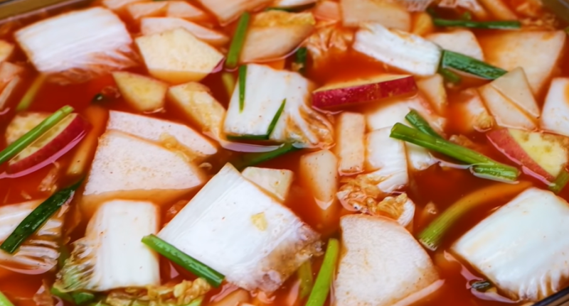 추석 나박김치 맛있게 담그는법 : 사과 배로 시원함 살린 황금 레시피