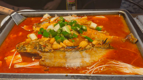 [칭다오 여행] 믹스몰 루위(炉鱼) - 마늘맛 농어 찜 후기