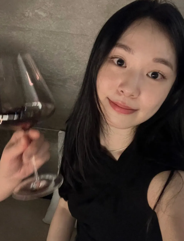 김연아 임신설 잠재웠다, 고우림과 생일 데이트 프로필 나이