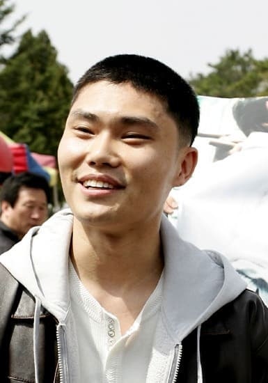 가수 김범수 프로필 실제 키 나이 리즈 과거사진 고향 학력 가족 총정리!
