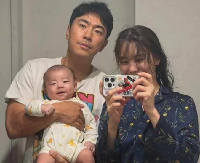 이시언 서지승 부부 아들 사진, 첫 아들은 엄마 닮는다는 말 진짜일까?