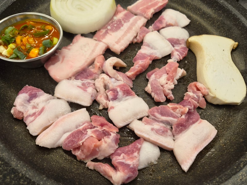 보은 속리산 맛집 신돼박 비빔밥 말고 삼겹살 먹자