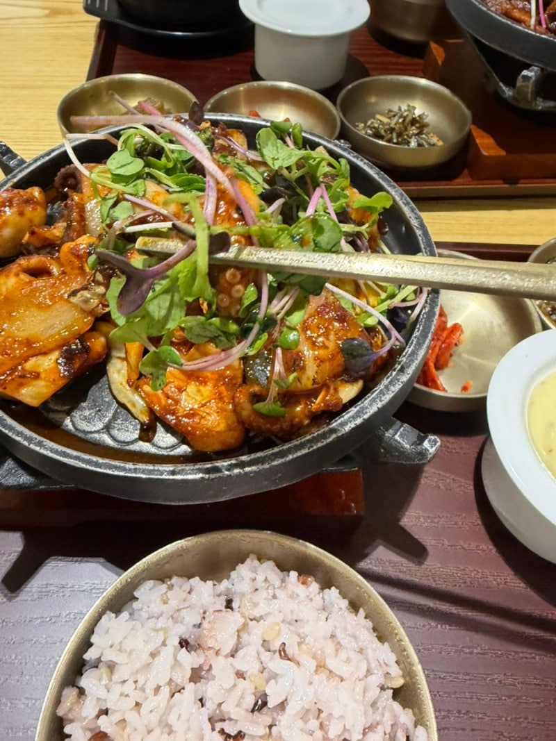 대구 동성로 맛집 카페동이 동성로본점, 푸짐하고 맛있는 한식 점심