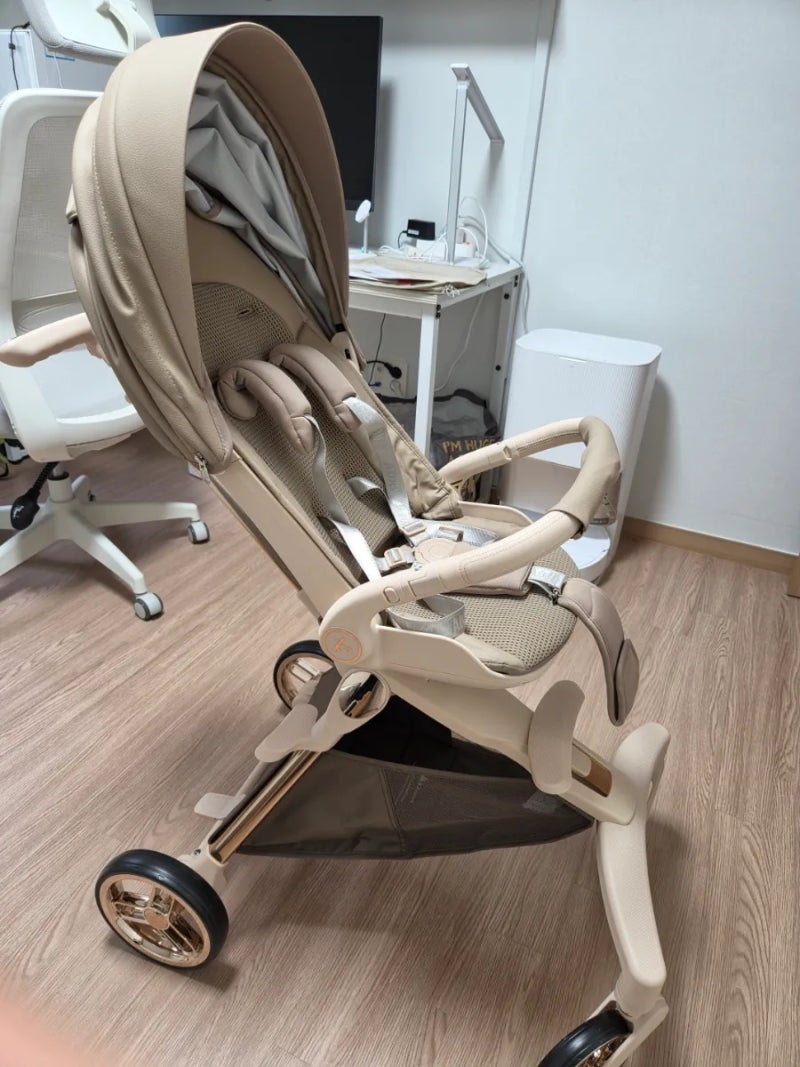 에이블 코지 프리미엄 유아차 사용후기, 베이지색, 트라이크, 10개월아기후기, 휴대용 유모차....