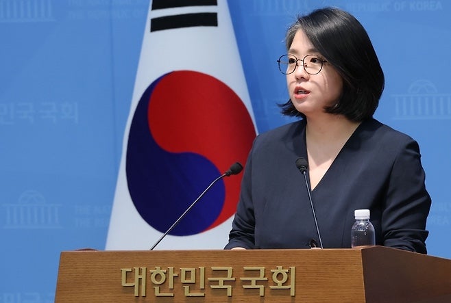 용혜인 성평등가족부 장관 후보자 전격 사퇴! 지명 2주 만에 결국 내려놓았다…“기본소득 ....