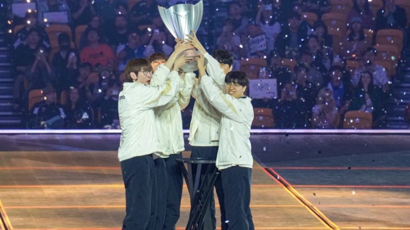 '디펜딩 챔피언' 젠지, 한화생명 3:1 격파…LCK 2연패·통산 7회 우승 달성