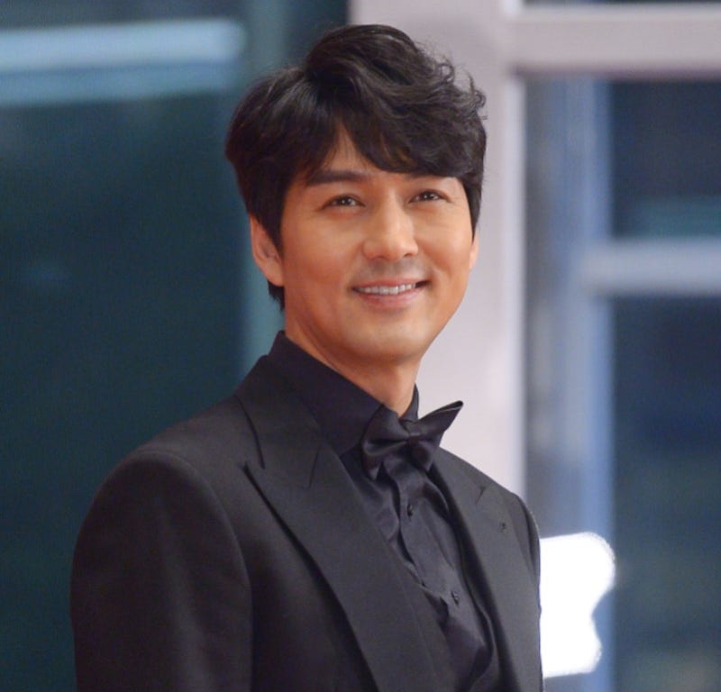 이필모 부친상, 투병 중인 아버지에게 어머니 별세 알리지 못했던 사연…나이 프로필 아내 ....