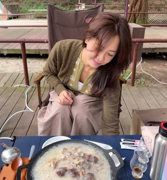 '두아들 맘' 강성연, 신경과 의사 남편과 재혼 후.. 두 아들과 함께 떠난 행복한 근황
