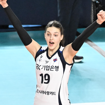 [여자배구] IBK 빅토리아 3년째 입국 근황, 835점 거포의 승부수는?
