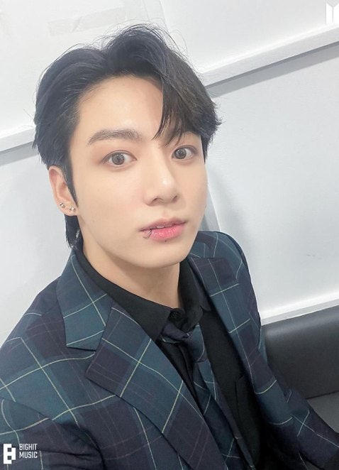 BTS 정국 생일날 벌어진 이 장면, 칭찬일까요 과시일까요