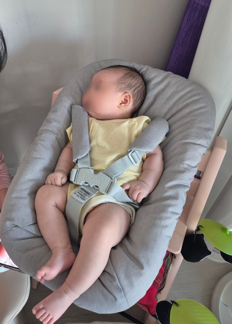 [아기 어디에 눕힐까요?] 뉴본세트,역방쿠,러그 활용법과 옆잠베개 정착기