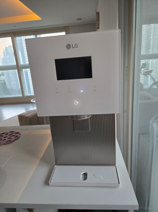 매일 얼음 사던 1인가구, LG 냉동얼음정수기 렌탈 후 달라진 점