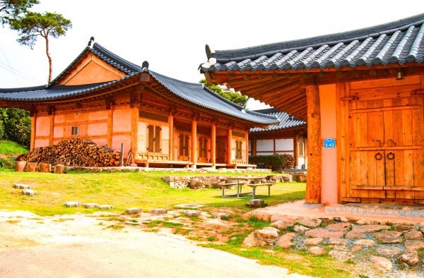 전남가족모임펜션 구림전통한옥 힐링 가득한 전라남독채펜션 전남한옥독채펜션 추천