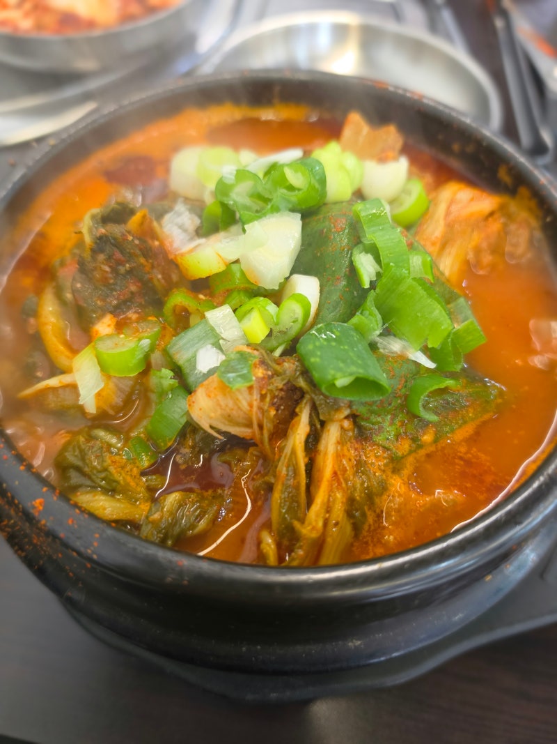 수원 고색동 맛집 마포해장뼈다귀 & 고색산업단지 근처 고기 푸짐한 뼈다귀해장국