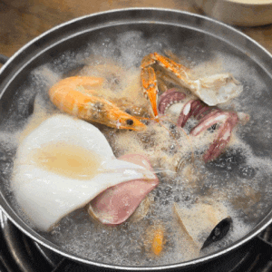 천안 두정동 전미자해물칼국수 푸짐함 해물칼국수에 셀프 김치전까지