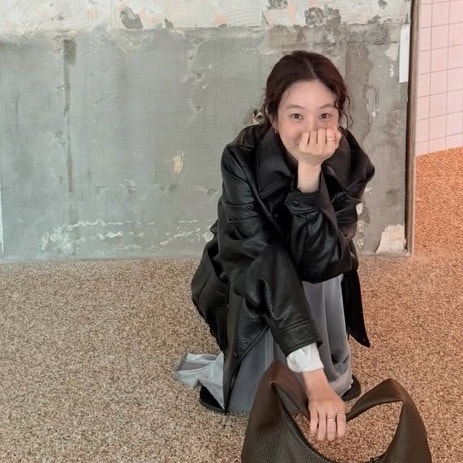 “20만원대인데 고트하다” 정려원이 입은 가죽자켓