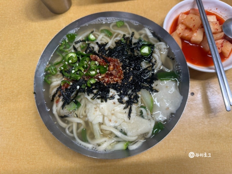 ILLIT成員元禧的昌原故鄉與她造訪的在地炸醬麵店