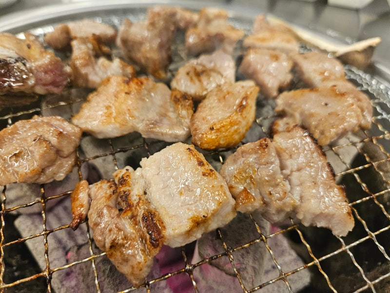 대구생돼지갈비맛집. 매일숯불구이 진천점.