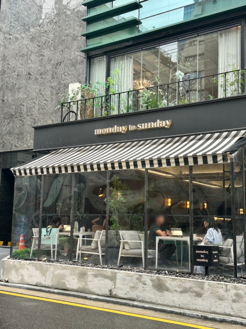 압구정로데오 맛집 먼데이투선데이 청담 평일 런치 방문기