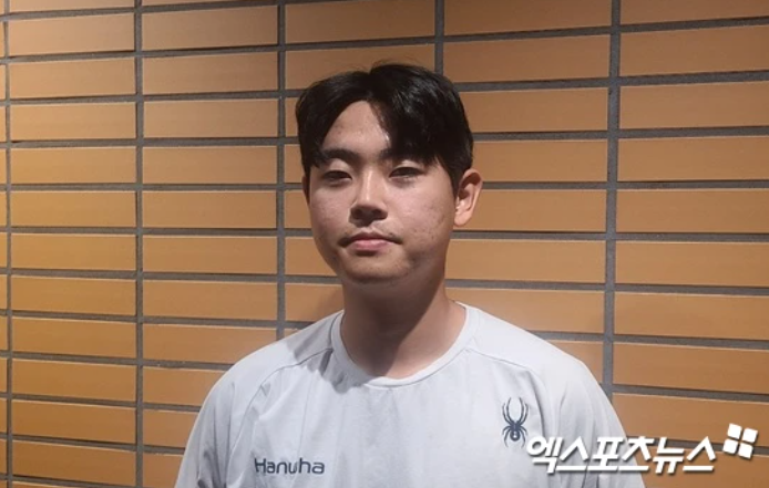 “양의지·강민호와 제가?” 한화 허인서, 신인왕 이어 골든글러브까지 보인다