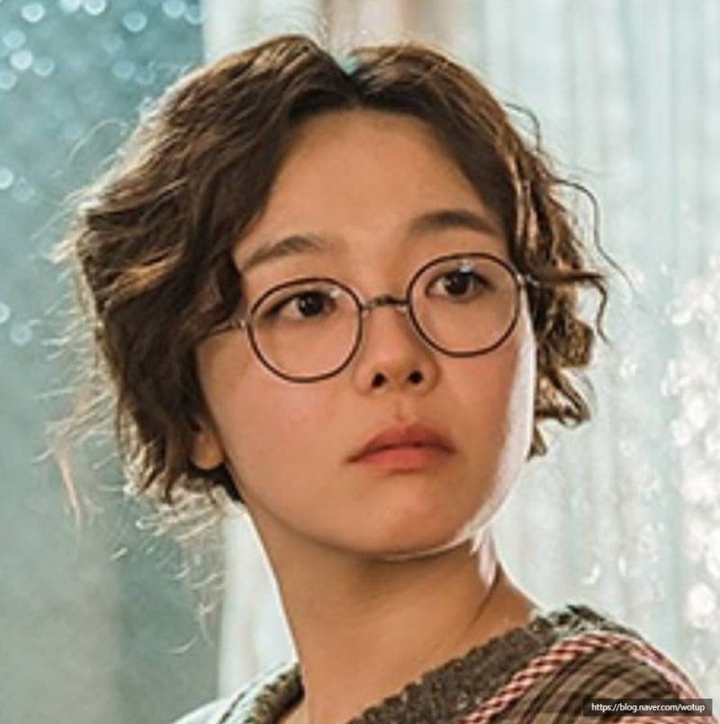 "대학 병원 간호사 그만두고", 일용직과 연기 병행해 성공한 여배우의 레이어드컷