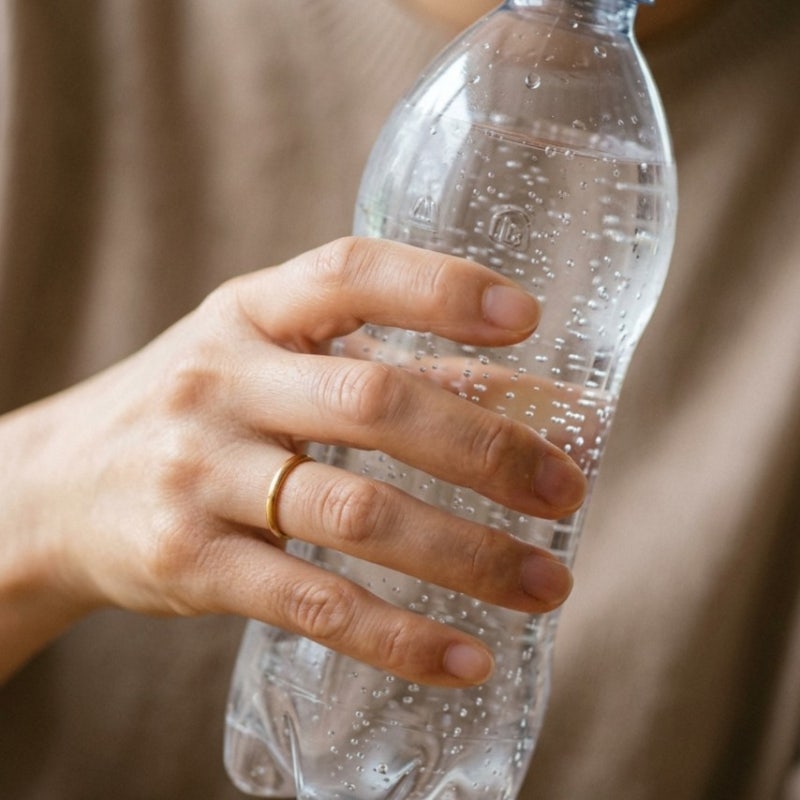 하루 적정 섭취량과 수분 보충법 물 500ml, 종이컵으로 몇 잔일까?