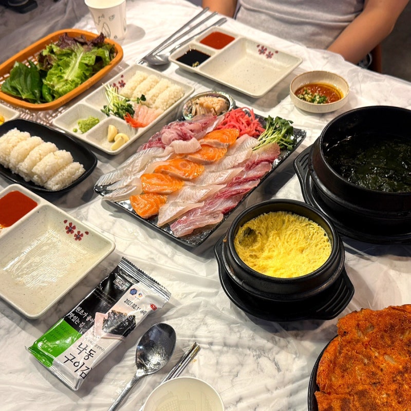 광안리 가성비 횟집 'OK도매횟집' 주차편하고 스끼다시도 푸짐한 제철 모듬회 후기