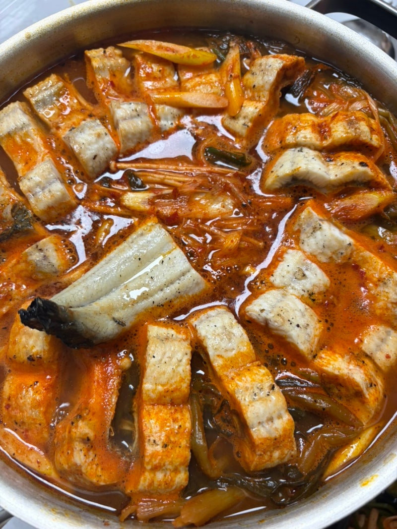 풍천장어구이 파김치장어전골 포장 이원일홍석천