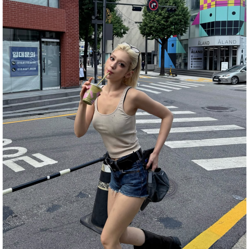 25살 전소미가 이번에 새로 산 스포츠카 "포르쉐" 얼마라고?