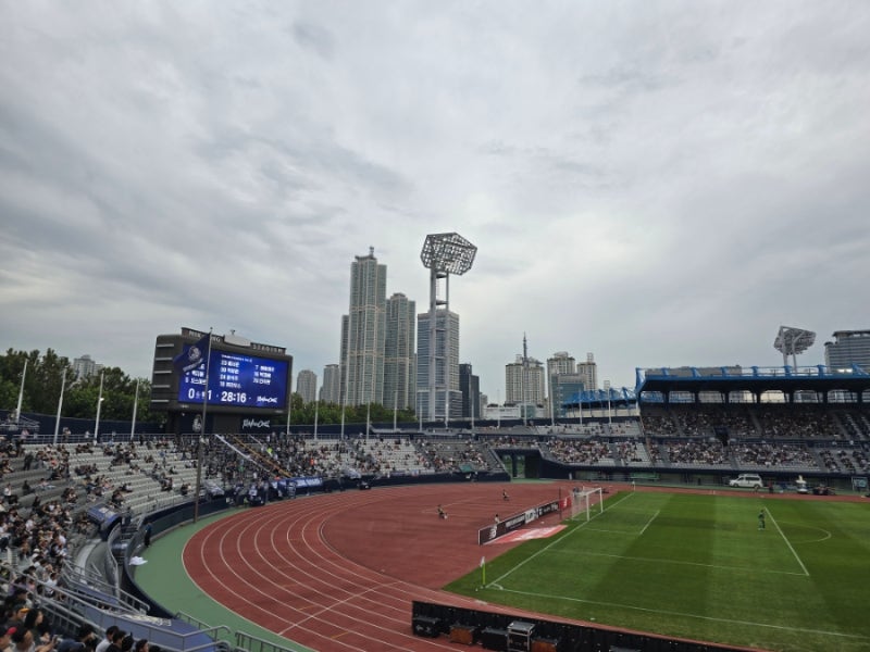 목동종합운동장 서울이랜드FC, 수원삼성블루윙스 K리그2 경기 직관