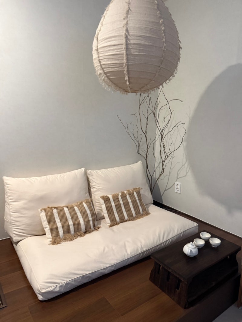 Airbnb 감성 숙소 에어비앤비 부산 서면 숙소 서면역 3분 거리