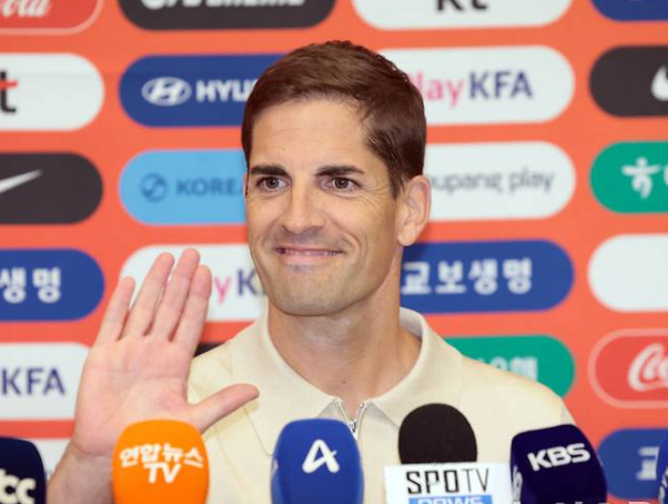⚽ [축구특보] 모레노호 1기 출범! 9~10월 A매치 30인 명단 발표 총정리 (손흥민·김민수 발탁, ....