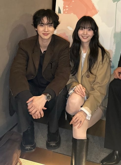 장동윤 결혼 발표 후 김승윤이 올린 사진, 웨딩화보 대신 '이것'이었다