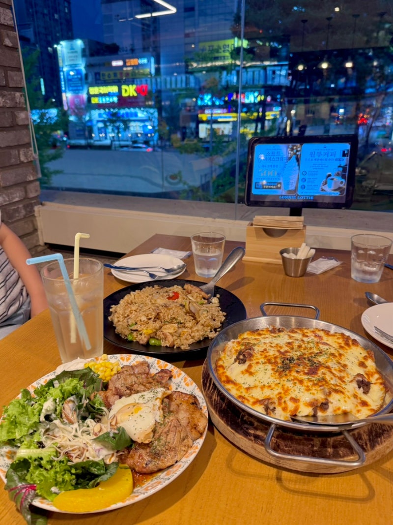 로니로티 수완점 목살스테이크 역시 푸짐함은 그대로네요 수완지구 파스타 맛집