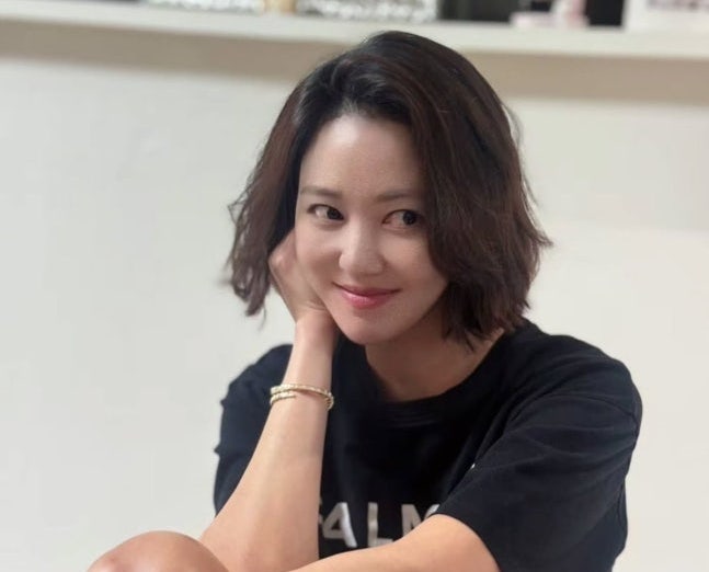 이소연, 단발로 바꾼 뒤 "더 자를까요?" 한 마디…44세 민낯 근황에 팬들이 남긴 댓글