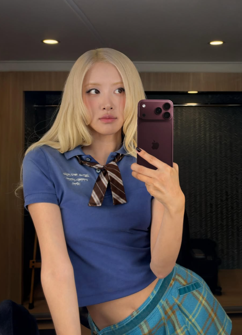 블랙핑크 로제 아이폰18 들었더니 삼성까지 등판, 단순 셀카가 아니었던 이유